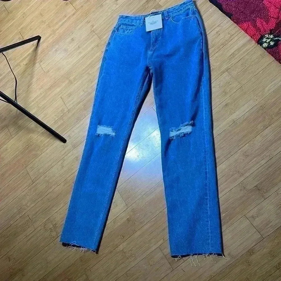 NWT Kittenish jeans distressed with raw hem size 29 inseam 31” - Picture 5 of 9